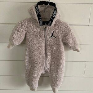 Nike Air Jordan Fuzzy Zip Up Jumper 3M